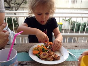 How to get kids to eat healthy dinner